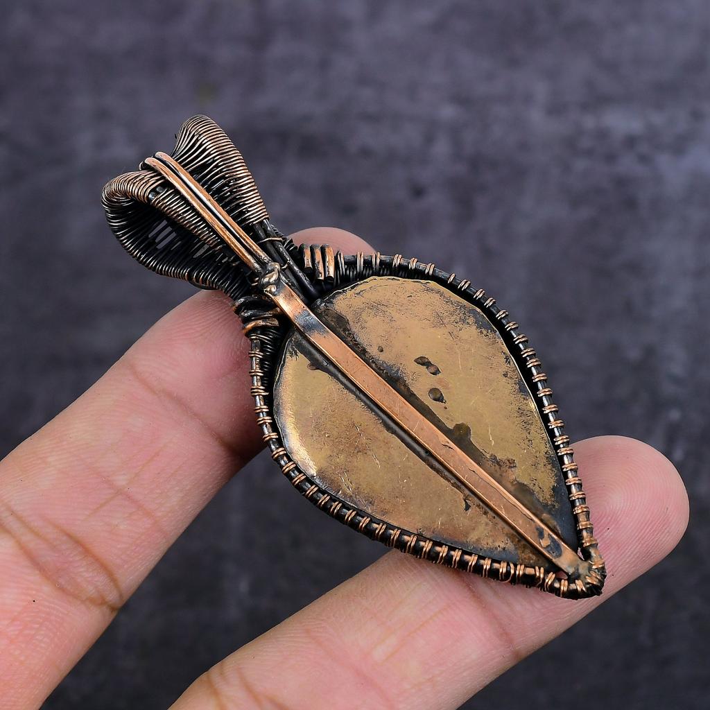 Натуральная камея, лунный камень, ювелирная подвеска с оплеткой из медной проволоки 2,96" R0d50