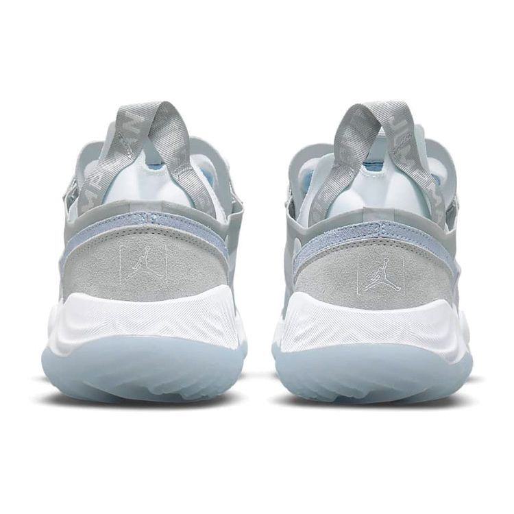 Мужские кроссовки Air Jordan Delta Breathe Серо-волчий Алюминиевый Белый DN4236-041