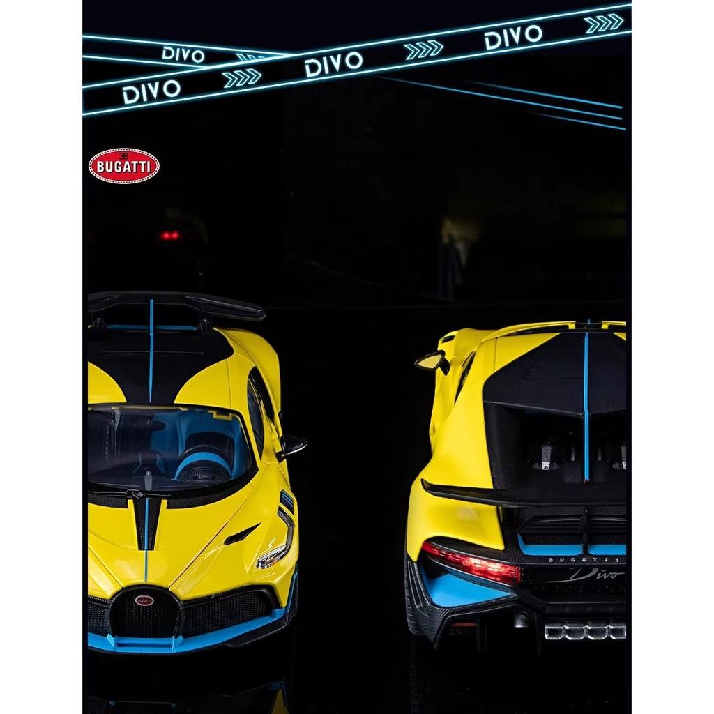 1/18 Bugatti Divo Super Toy Car Model Diecast Miniature Racing Model Doors Opening Sound Light Collection Gift for Boy Children