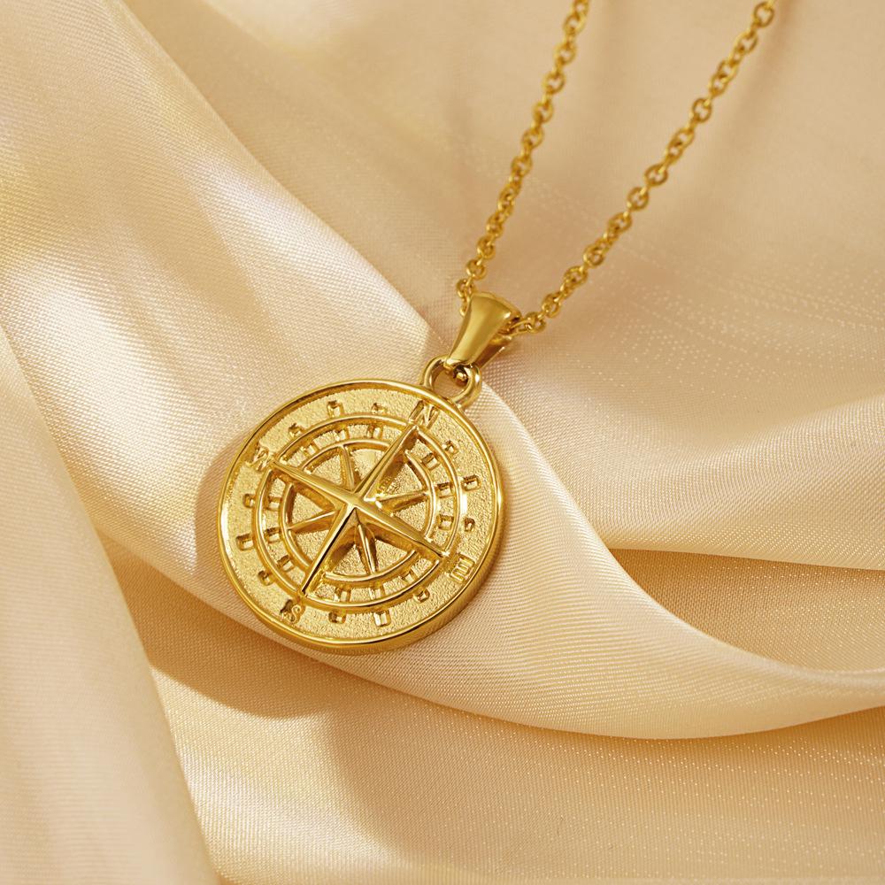 Minimalist Titanium Steel Compass Necklace: Versatile Unisex Pendant On a Short Stainless Steel Clavicle Chain