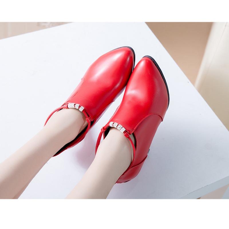 Осенние новые короткие остроносые сапоги Temperament кожаные туфли