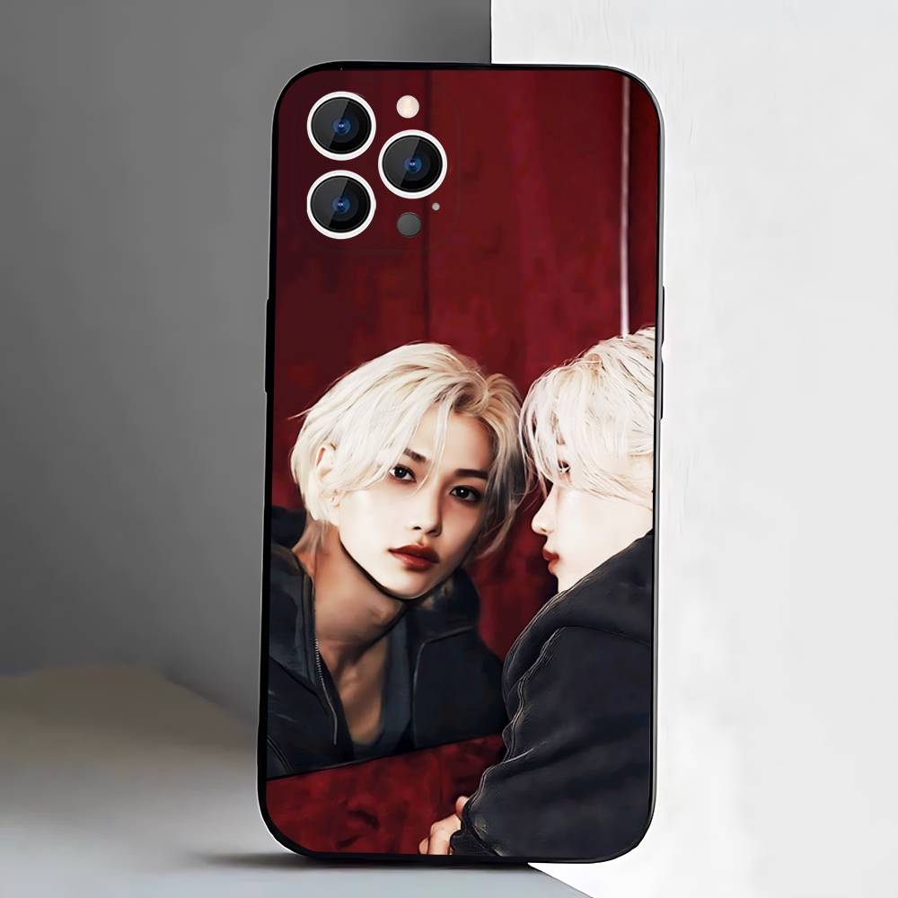 F-Felix Lee S-SKZ-Karma Чехол для телефона для iPhone 17,16,15,14,13,12,11,Pro,XS,Max,XR,Plus,E,SE4,Mini Черный Мягкий Чехол
