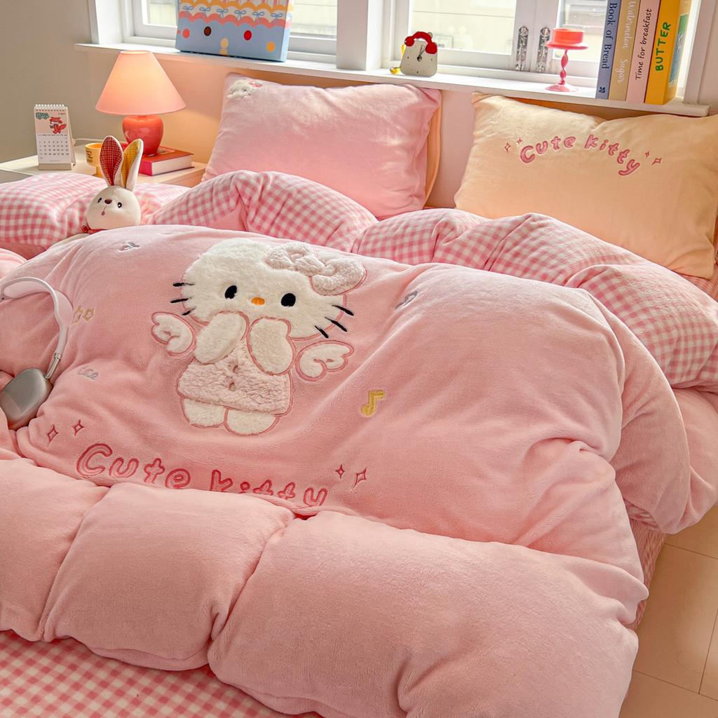 200 г Флис Утолщенный Молочный Флис Наклейка Вышитый Четырехпредметный Теплый И Антистатический Постельный Комплект