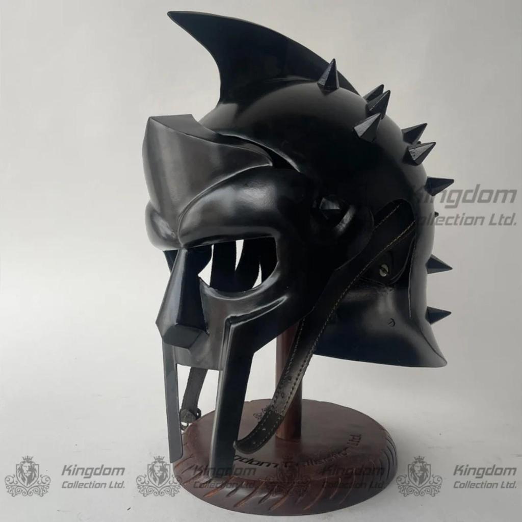 Максимус Децимус Меридианский доспех Шлем гладиатора с деревянной подставкой Подарок для него