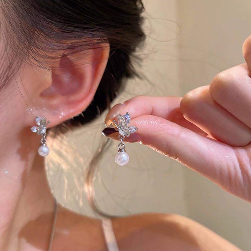 Zircon Butterfly Pearl Drop Earrings for Women Exquisite Sweet Tassel Dangle Earrings Vintage Romantic Versatile Jewelry Gift