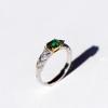 Classic Design  Inlaid Arrows Shaped Original Green Gemstones Rings for Women Light Luxury High-end Jewelry Adjustable
