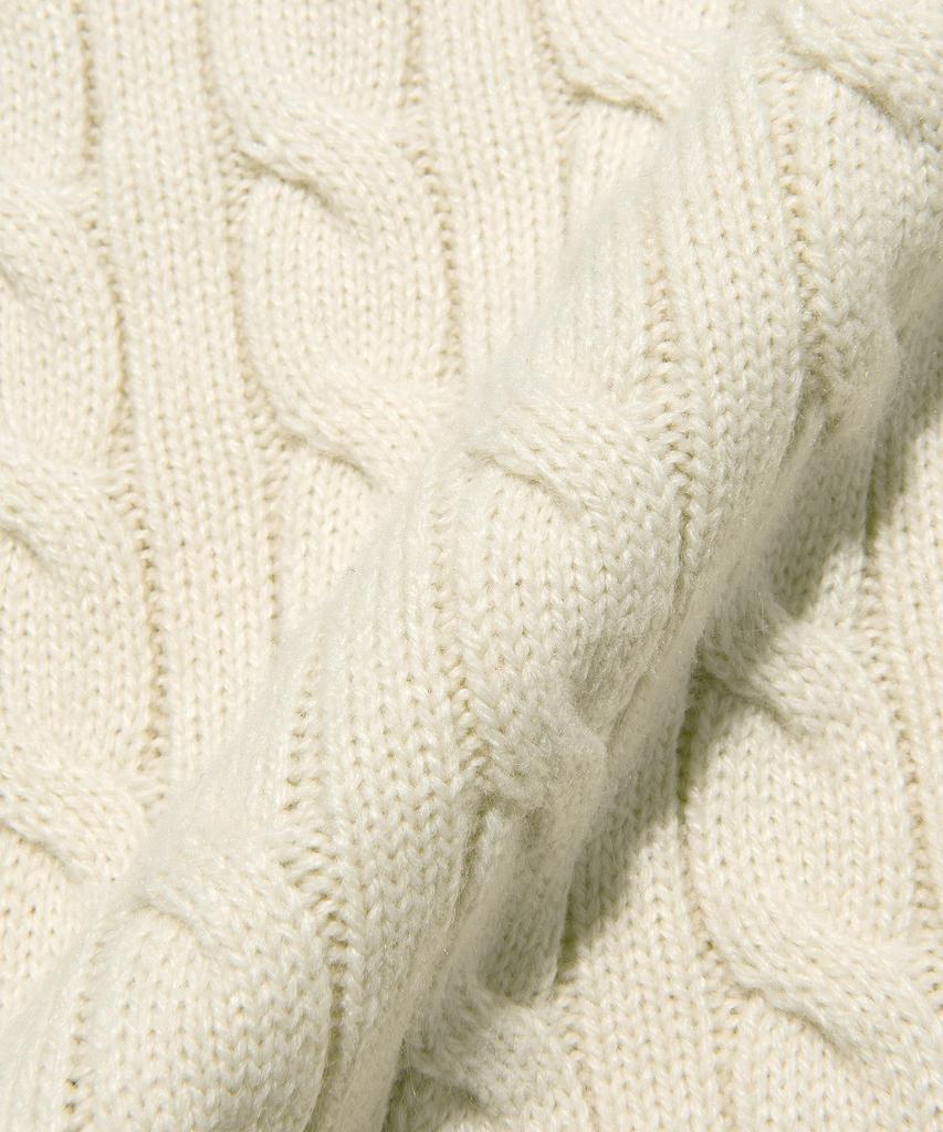 LEE Cable Round Knit Ivory