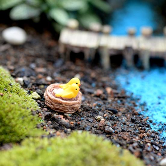 2Pcs Miniatures Oriole Decorative Resin Bird Nest Figurines Mini Garden Ornament for Decorating Landscape