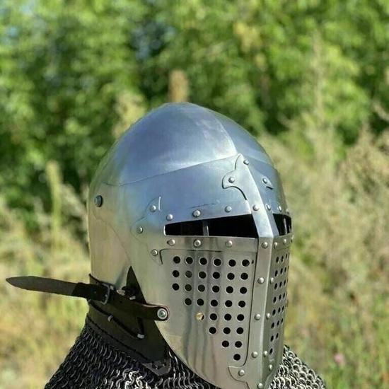 Medieval Roa Bascinet Helmet LARP Knight Armor Helmet With ChainMail  Steel Helmet With Visor  Perfect LARP And Historical Reenactments