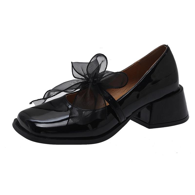 Новые туфли Мэри Джейн 2025 года, маленькие кожаные туфли с бантом, с открытым верхом, на квадратном каблуке, модные и удобные женские маленькие кожаные туфли, очень просты в носке
