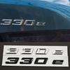 AAAOM1 NEW 3D ABS Chrome Black Car Letters Logo 330e Rear Trunk Badge Emblem Decals For BMW 330e G20 G21 F30 F31 Exterior Accessories