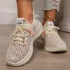 Модная сетчатая женская вулканизированная обувь, нескользящая вязаная женская обувь с мягкой подошвой, дышащая, повседневная, для ходьбы, полая, для бега, кроссовки на платформе