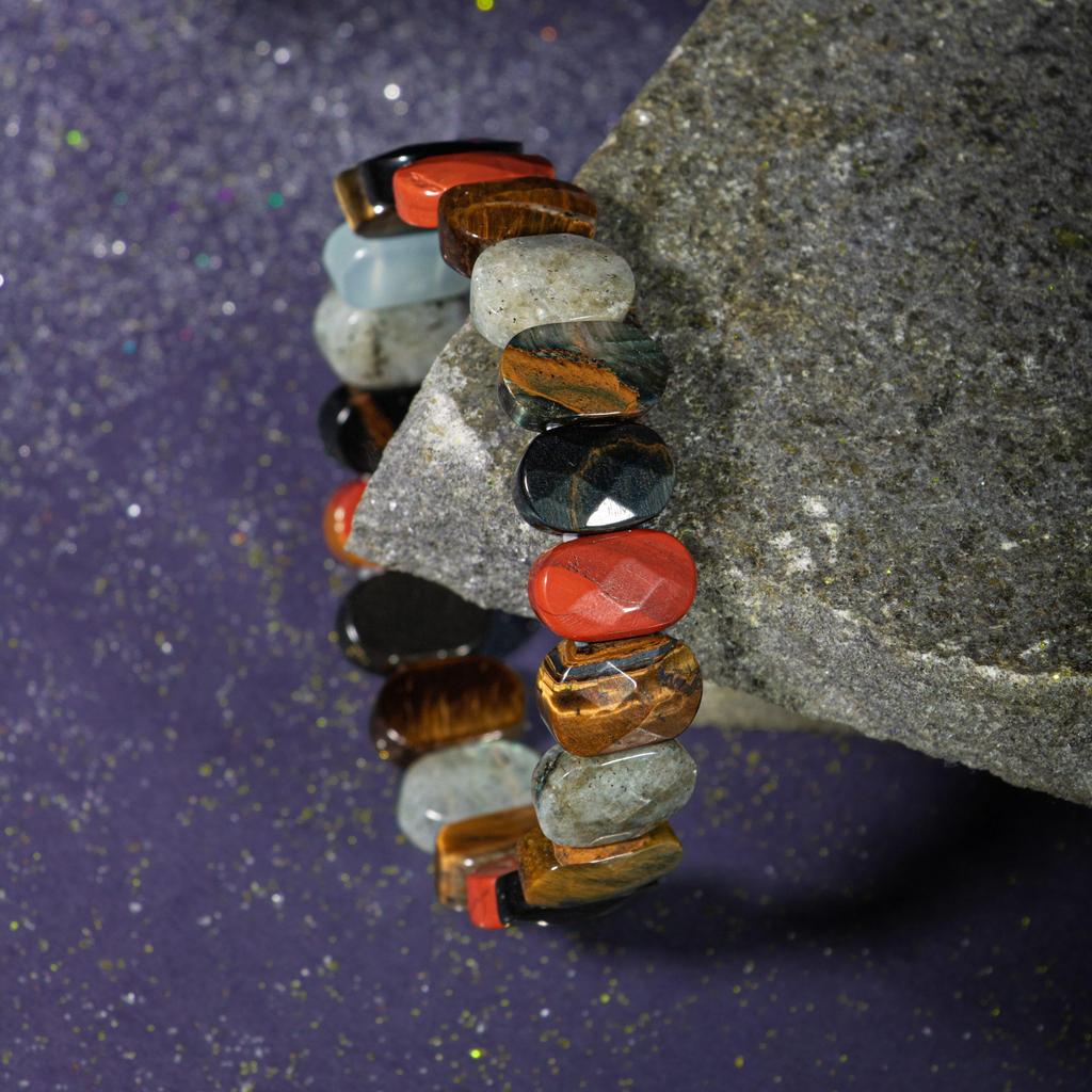 Браслет Скорпион Дымчатый кварц, золотой обсидиан, яшма, тигровый глаз, красный агат, розовый кварц