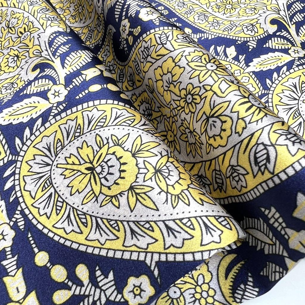 Retro Cashew Flower Mulberry Silk Scarf Women'S Summer Air-Conditioned Room Shawl With Skirt Vest Atmospheric Gift