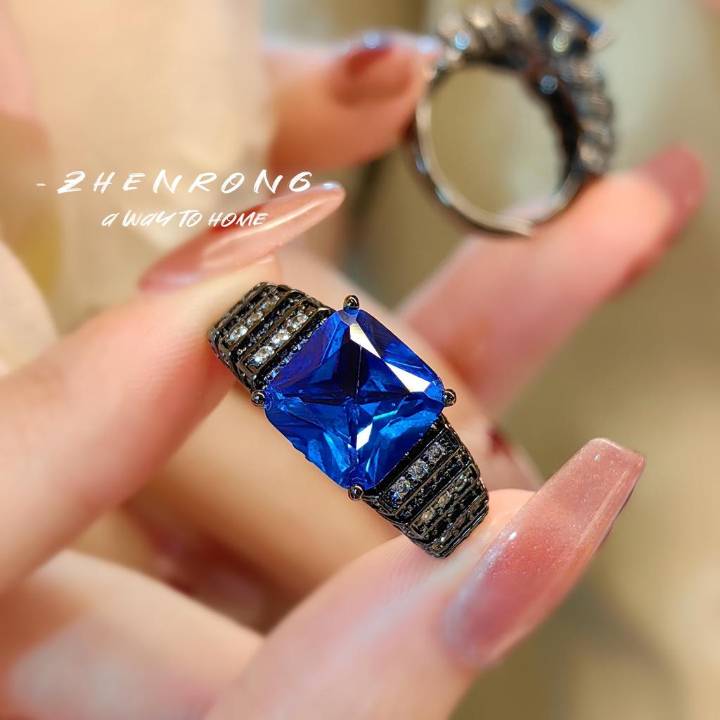 Premium Cold Wind Plated Black Gold Colored Treasure Red Corundum Ring Retro Luxury Angel Wings Blue Pointed Crystal Women'S Ring