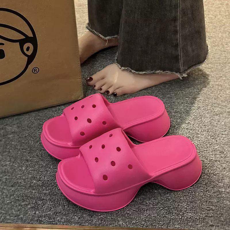 Туфли на каблуке Женские Уникальные особенности Высококачественные уличные тапочки Супермягкие Легкие Модные сандалии на танкетке