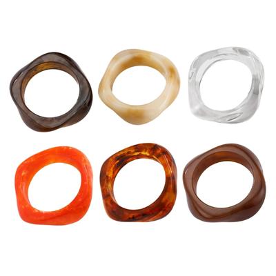 Регулируемый модный аксессуар на запястье Отличительный акриловый браслет-аксессуар с ретро-дизайном для ценителей стиля