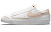 Кроссовки Blazer Low 77 Белый Бледно-коралловый Женские DC4769-106