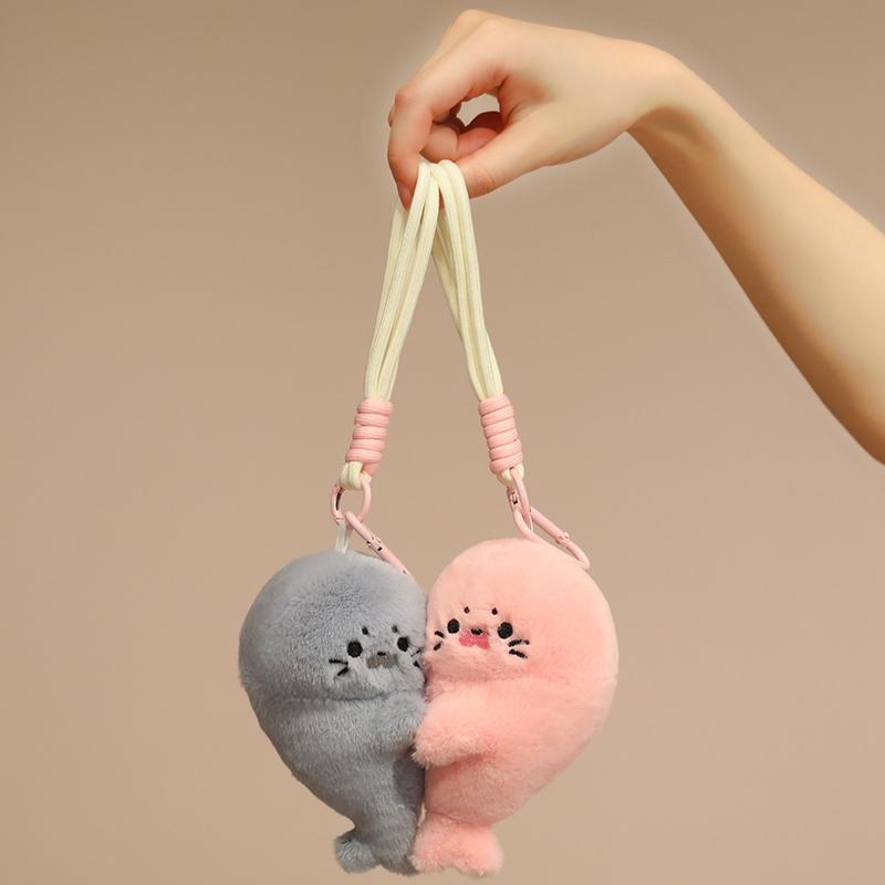 1Pc 14cm Lovely Seal Plush Toys Cute Magnetic Attraction Seal Bag Pendant Doll Enfold Seal for Lovers Children Gift