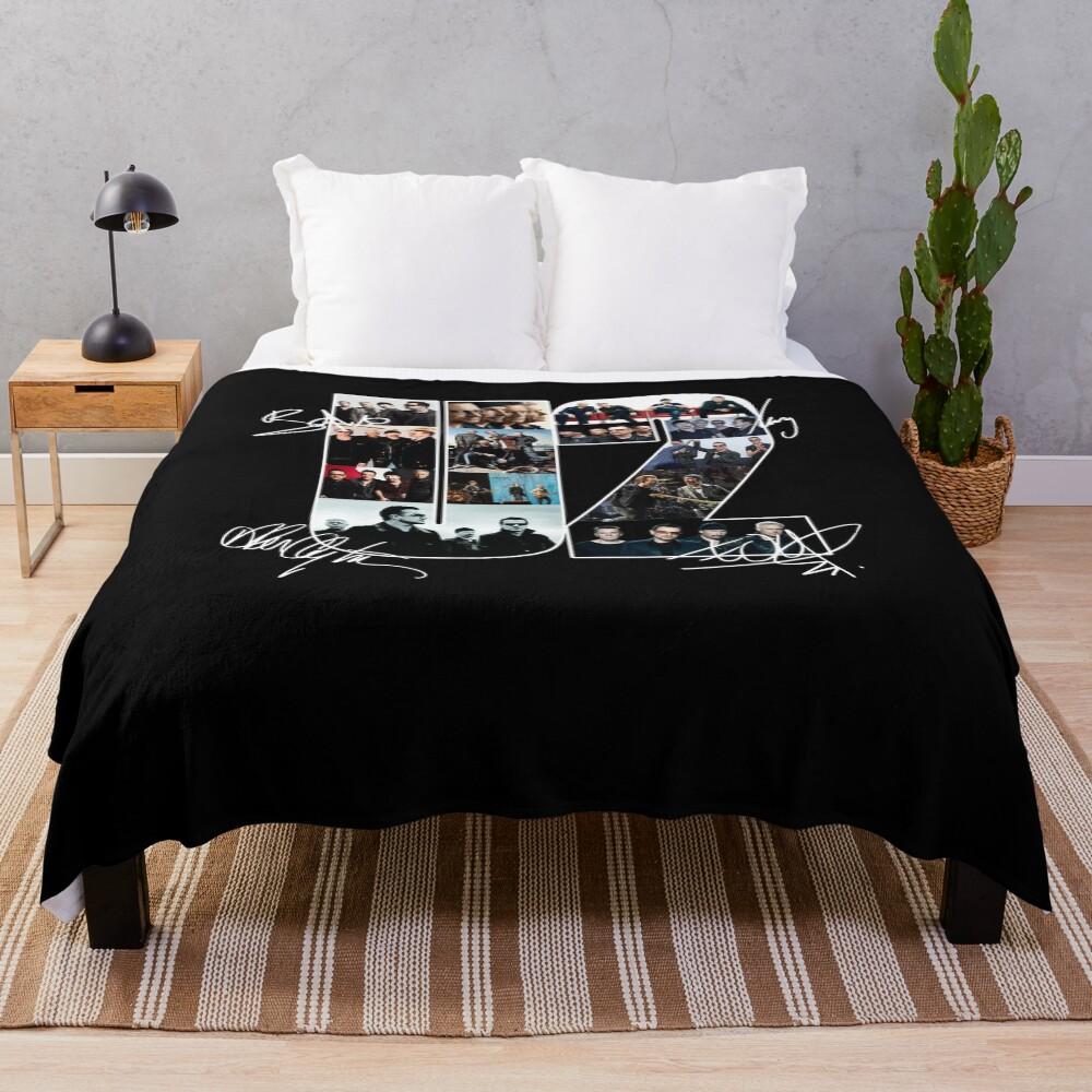 ú2 Rock Band Signatures Throw Blanket