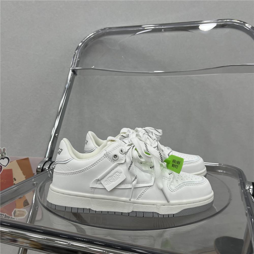 2024 New Sports Breathable, Wear Resistant and Shock Absorbing Women's Sports Shoes Men's Basketball Shoes Couple Casual Shoes