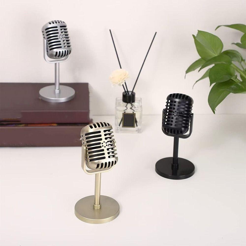 Plastic Retro Microphone Props Classic Dynamic Vocal Microphone Home Decoration