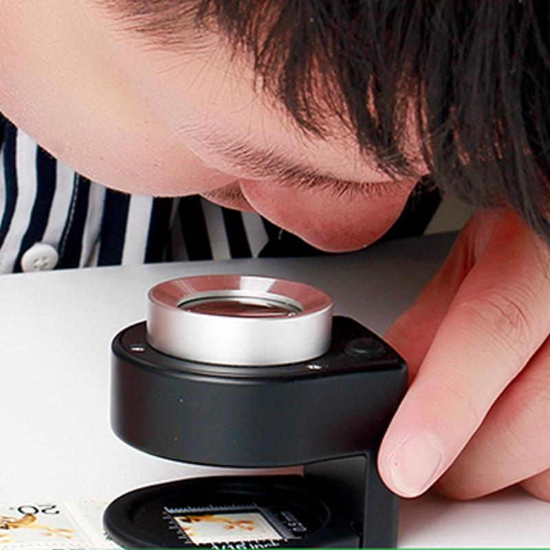 Shatterproof Magnifying Glass Foldable Read Magnifier with LED & UV Light Magnifying Lens for Book Reading Classroom 30X
