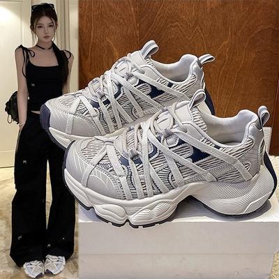 Европейская станция сетчатые толстоподошвенные кроссовки для папы женские 202 осень и зима новые с высокой подошвой дышащие с круглым носком нишевые спортивные и повседневные туфли