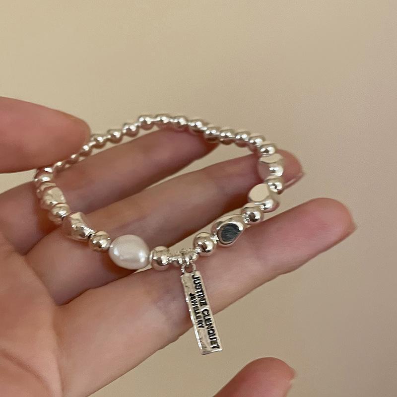 Женский браслет с барочным жемчугом, легкий роскошный стиль, простой, элегантный серебряный дизайн, вдохновленный знаменитостями.