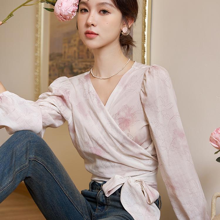 Mishow Рубашка для женщин 2023, осенний винтажный женский пуловер с цветочным принтом во французском стиле, v-образным вырезом и длинными рукавами на шнуровке, MXC41X1281