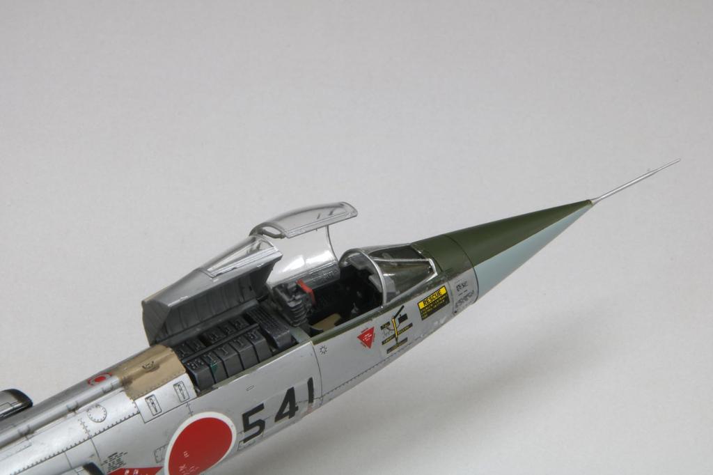 Fine Molds 1/72 Серия реактивных самолетов Силы самообороны Японии F-104J Истребитель "Эйко" Пластиковая модель FF07 (Самолет)