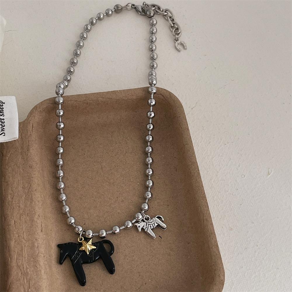 Alloy Horse Pendant Necklace Silver Plated Beads Neck Chain Enamel Pendant Necklace  for Women