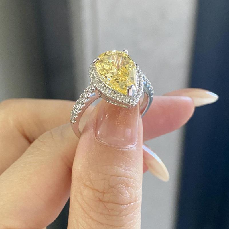 2023 Pear-Shaped S925 Sterling Silver Ring with High-Carbon Diamond and Cubic Zirconia Gemstones for Women