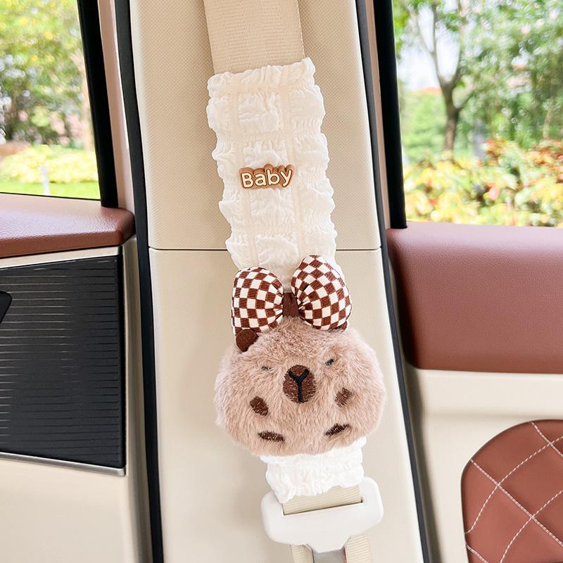 Новый милый мультяшный чехол на ремень безопасности для автомобиля капибара, всесезонный универсальный пуховый материал, автомобильная безопасность, накладка на плечо, украшение для автомобиля