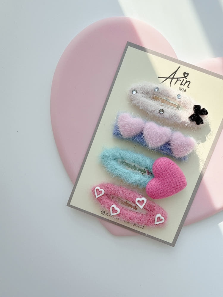 Aerin Handmade Pastel Heart Snap Hair Clip Set for Kids 4 Pcs