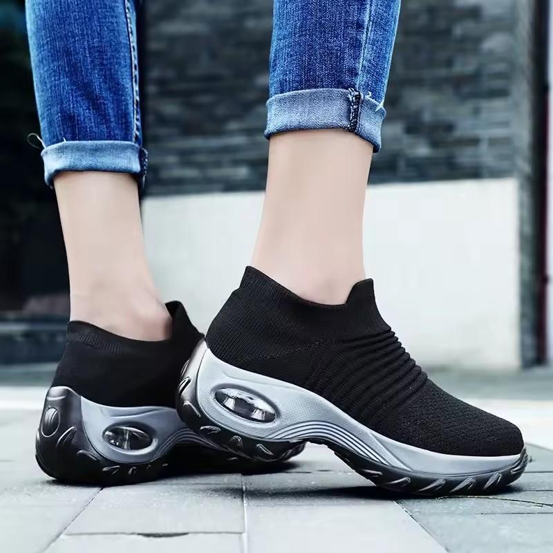 Women'S Training Balance Shoes Breathable Knitted Splicing Soft Increased Thick Soled Shoes Leisure Activities Sports Slip Shoes