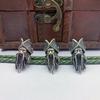 Стильный латунный кулон с изображением Морского Царя, крепление на паракорде. Подходит для любителей модных аксессуаров и искателей приключений.
