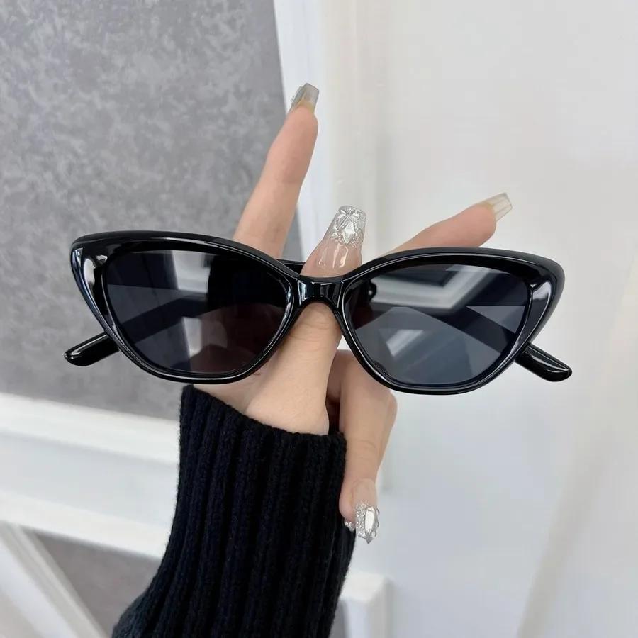 Fashion Cat Eye Sunglasses Women Men Brand Designer Cool Sun Glasses Female Outdoor Colorful Travel