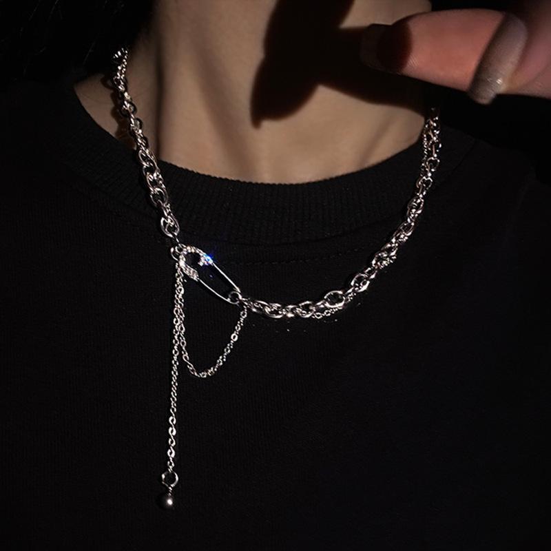 Ожерелье женское новое модное персонализированное с кулоном p нишевое высококачественное зимнее цепочка универсальная простая на ключицу цепочка
