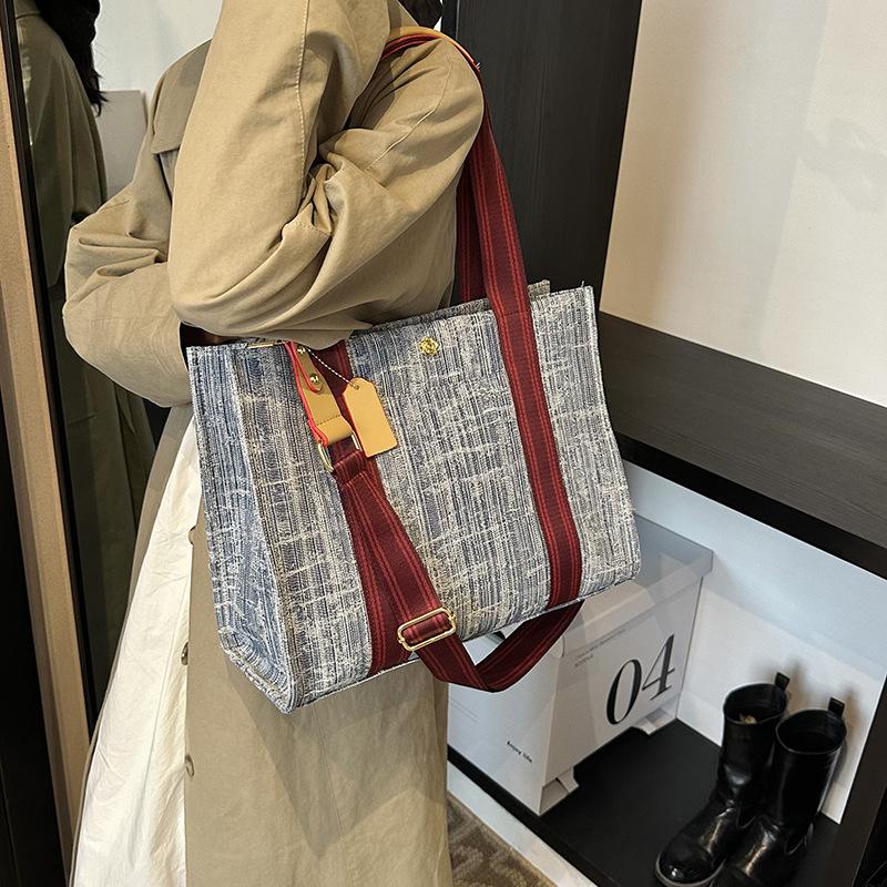 Denim Large-capacity Bag Women's New Casual Versatile Handbag Niche Commuter Shoulder Messenger Bag