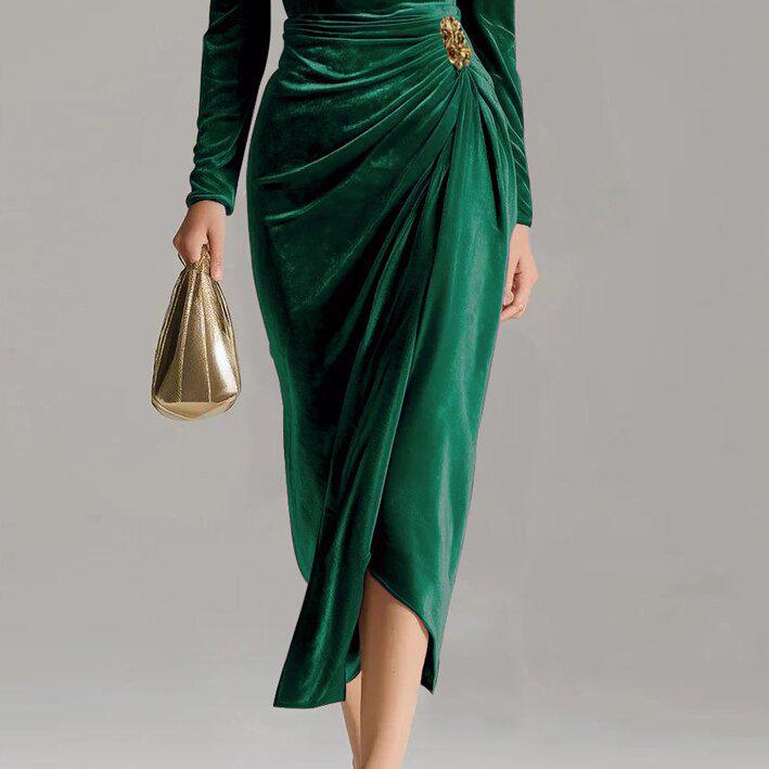 Сексуальное облегающее бархатное платье для женщин, европейское и американское, 2025: С длинным рукавом, Стройнящий, Плиссированный, с высоким разрезом