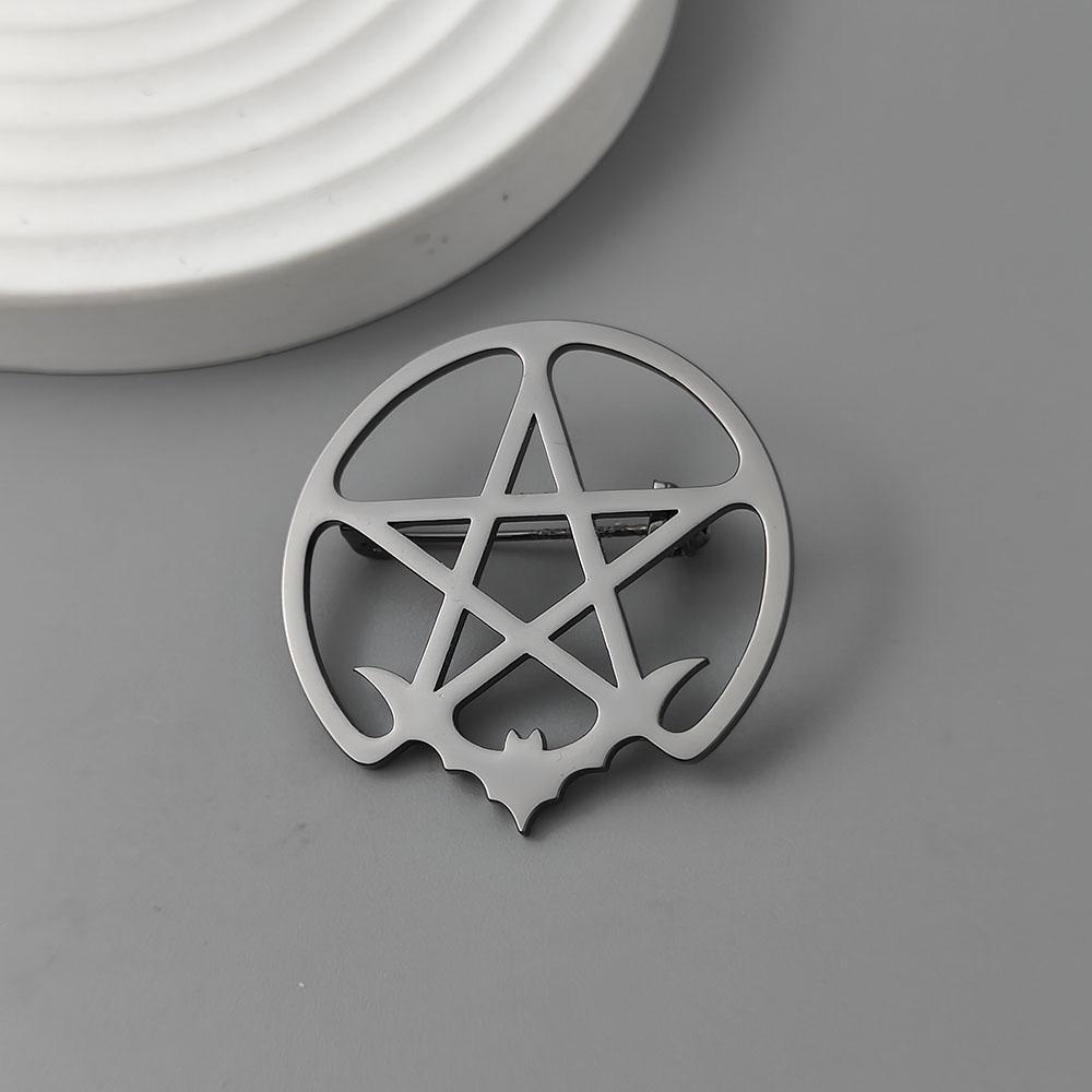 Pentagram series stainless steel brooch, symbolizing the positive energy of warding off evil, symbol of cultural lapel jewelry.