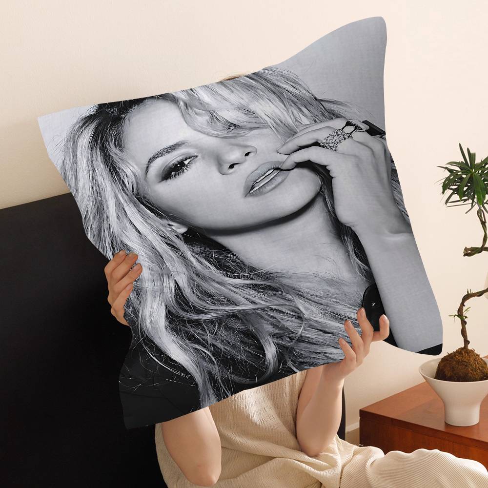 Singer S-Shakira Pillow Covers Cartoon Sofa Decorative Home Double-Sided Printing Short Plush Cute Cushion Cover