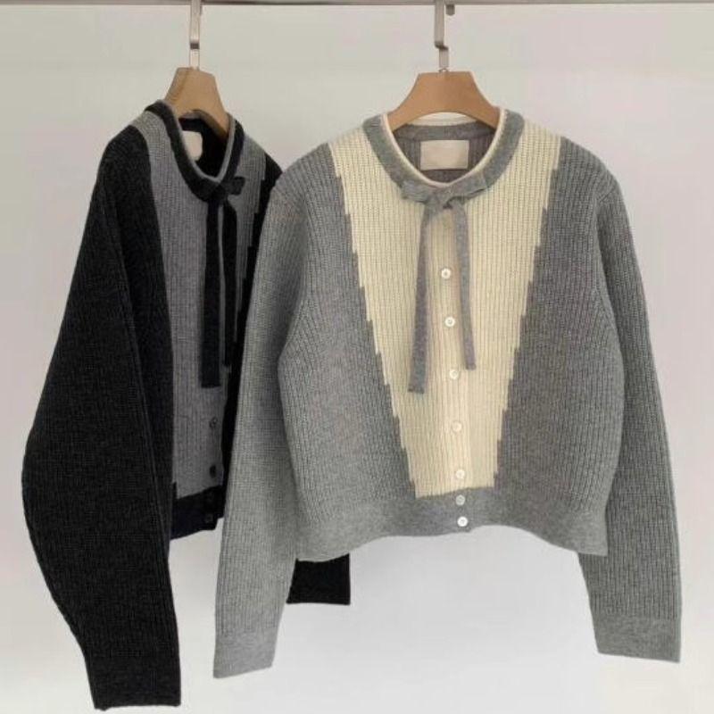 Sweet and Gentle Bowtie Sweater Jacket for Autumn and Winter, Small and College Style Short Contrasting Color Design Knitted