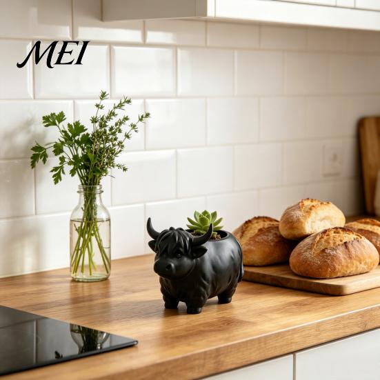 Animal Flower Pot Highland Cow Planter, Large Diameter Pot, 3D Yak Matte Finish Plant Shape PLA Desktop Nordic Style Home Decor Planter