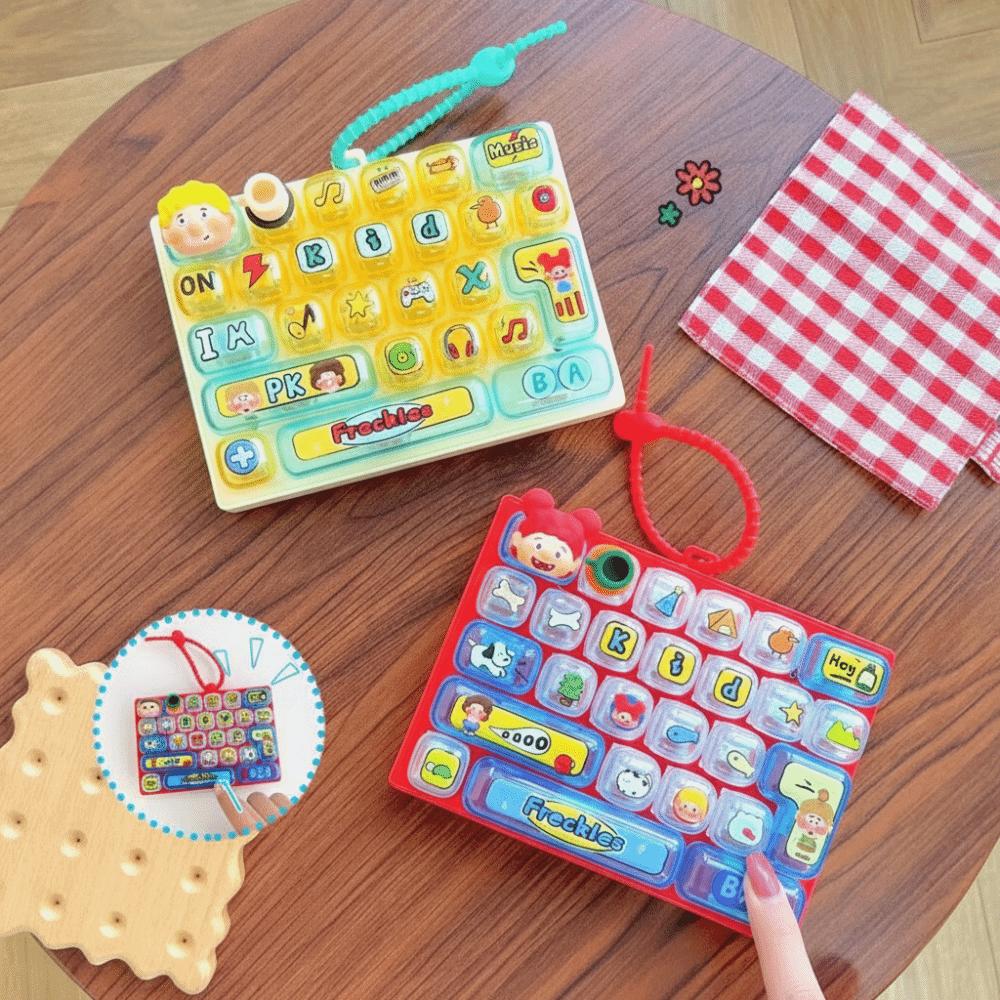 Pressable Keys Stress Relief Decompression Toy 26-key Keyboard Toy Keyboard Keychain Bag Ornament