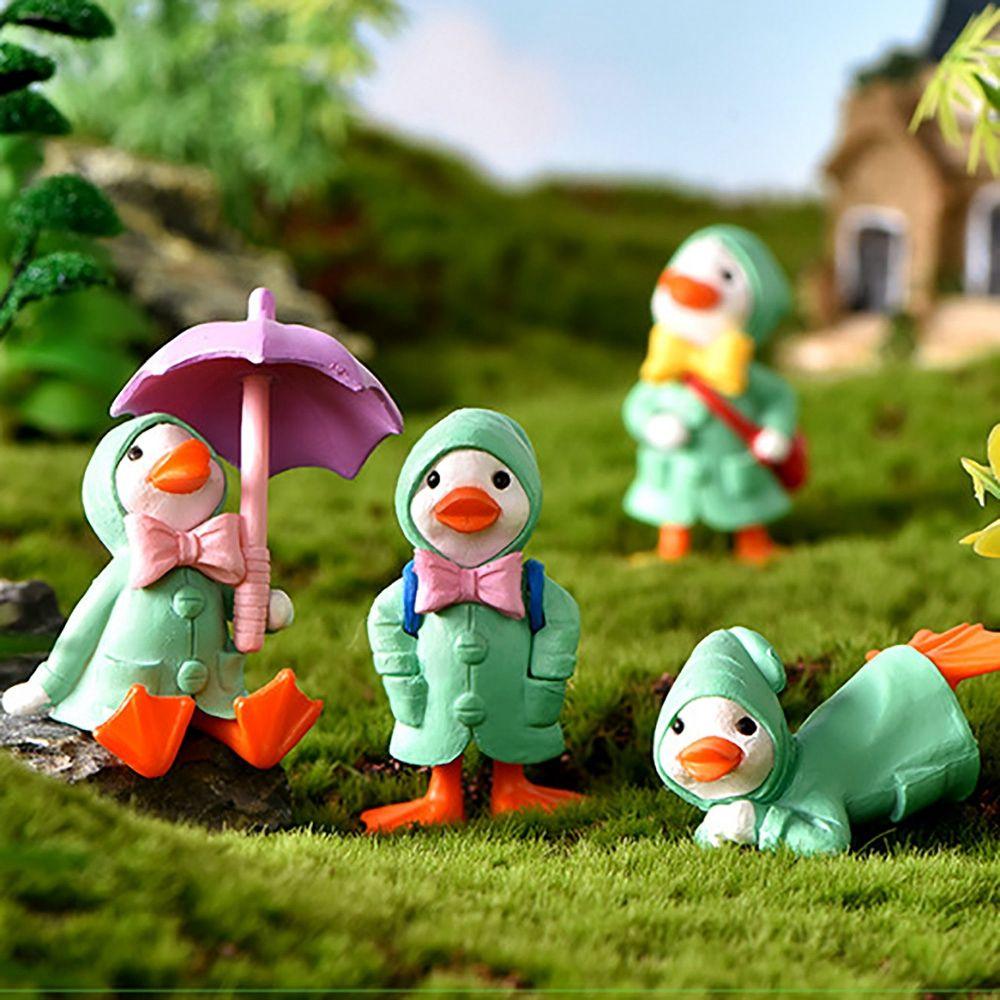 Garden Raincoat Duck Animal Resin DIY Ornaments Figurine Cake Decoration Micro Landscape Miniature