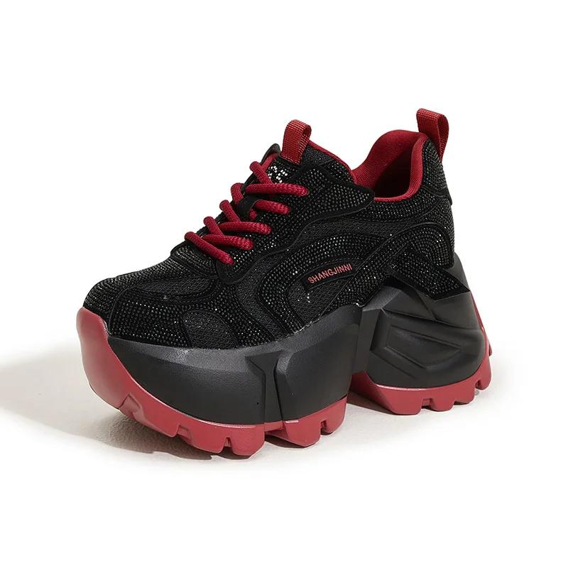 Мода Высокое качество 11СМ Микрофибра Кожа 2025 Весенняя обувь Ботильоны Женщины Вулканизированные Массивные Кроссовки Платформа Клин Блеск Осень