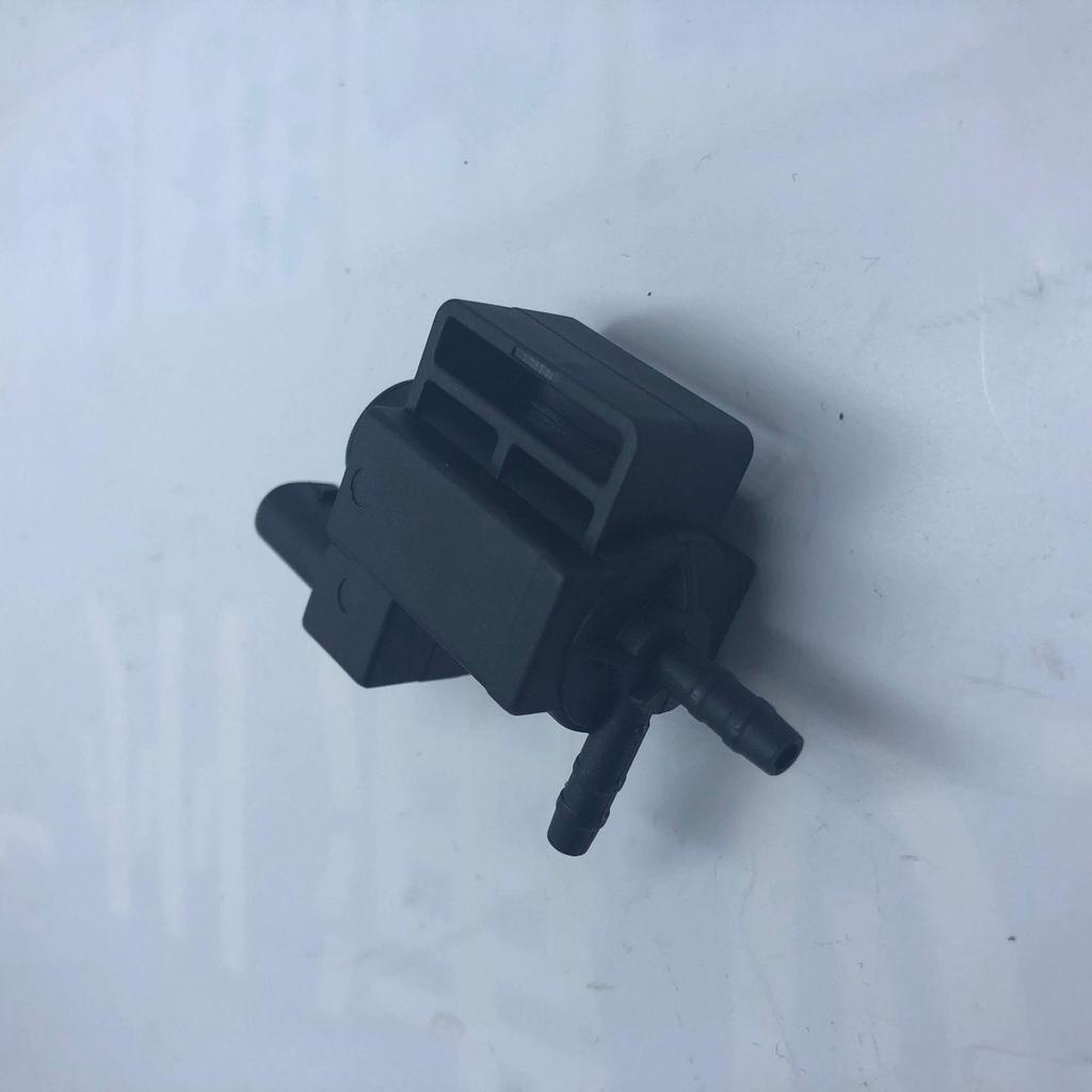 Mercedes-Benz W212/W218/C218/A207/C207 Intake Manifold Flap Valve 0025406897