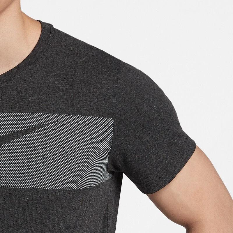 Nike Логотип Трикотаж Круглый вырез Спорт Влагоотводящая Футболка с коротким рукавом Мужские топы AJ8005-032